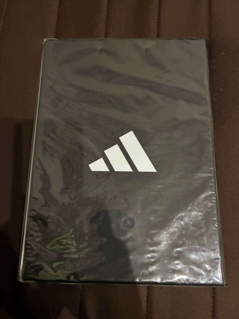 アディダス　バインダー