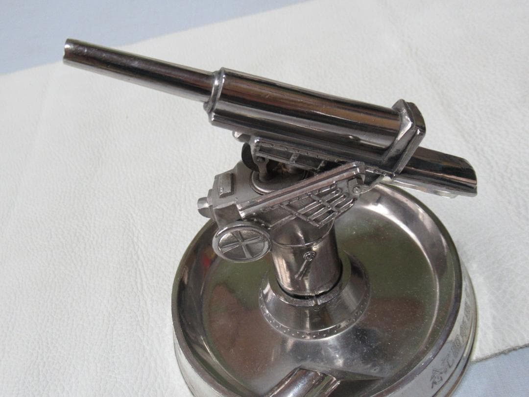 極希少非売品◆麹町区防護団上六分団解団記念 高射砲オブジェ付オイルライターと灰皿