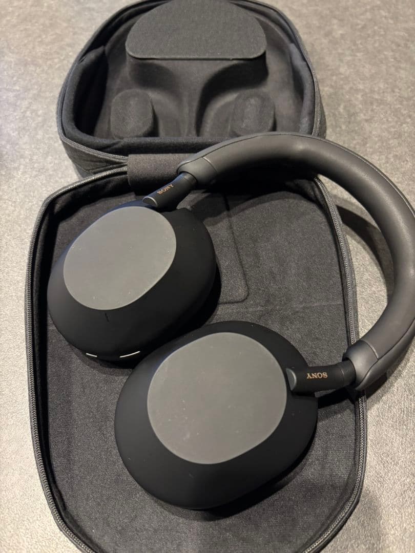 WH-1000XM5 SONY ワイヤレスヘッドホン ブラック ケース付き