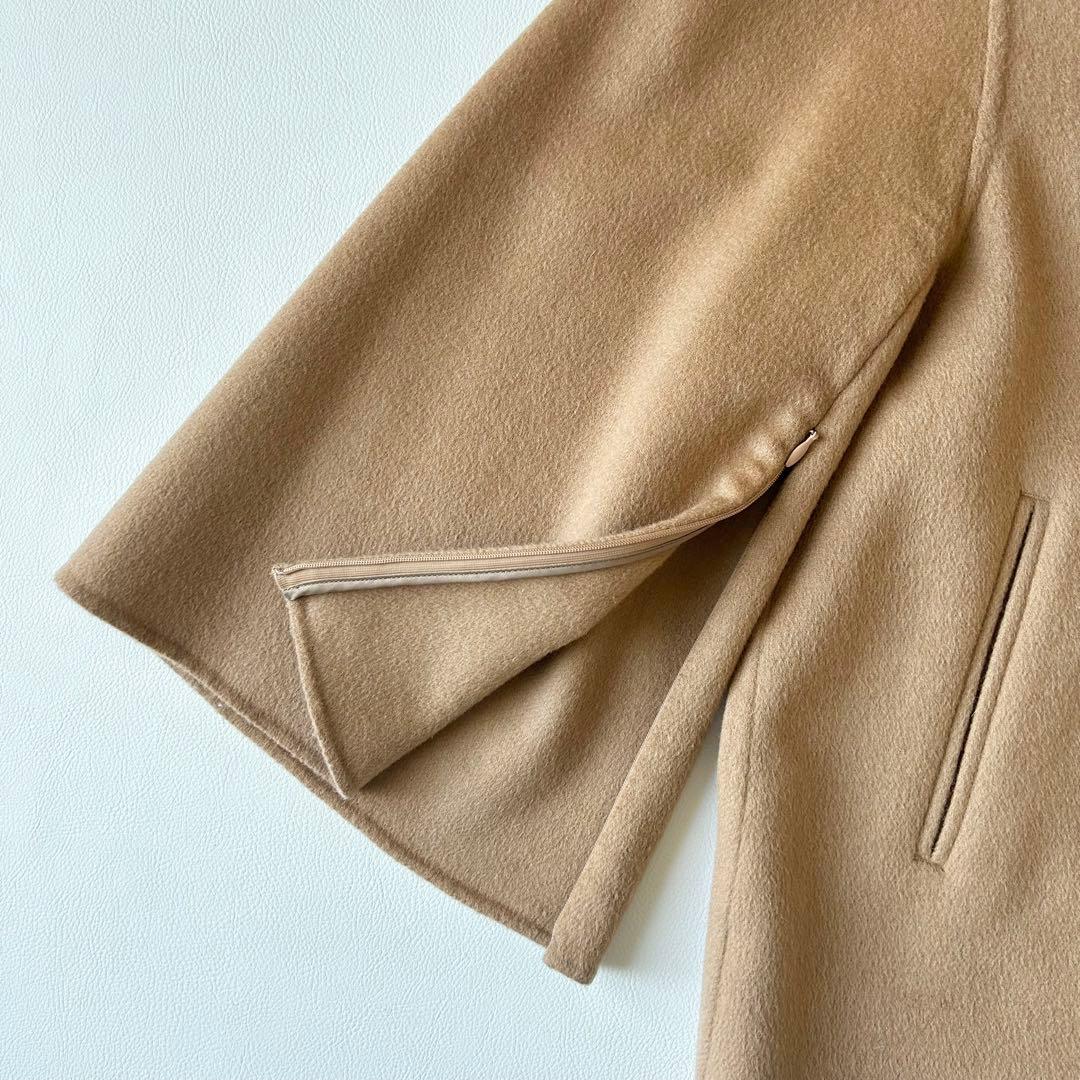 3043y美品 23区 24年 ライトリバーショートコート ベージュ ケープ風