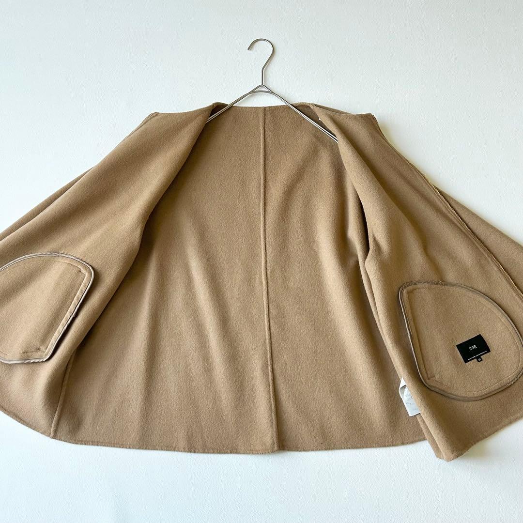 3043y美品 23区 24年 ライトリバーショートコート ベージュ ケープ風