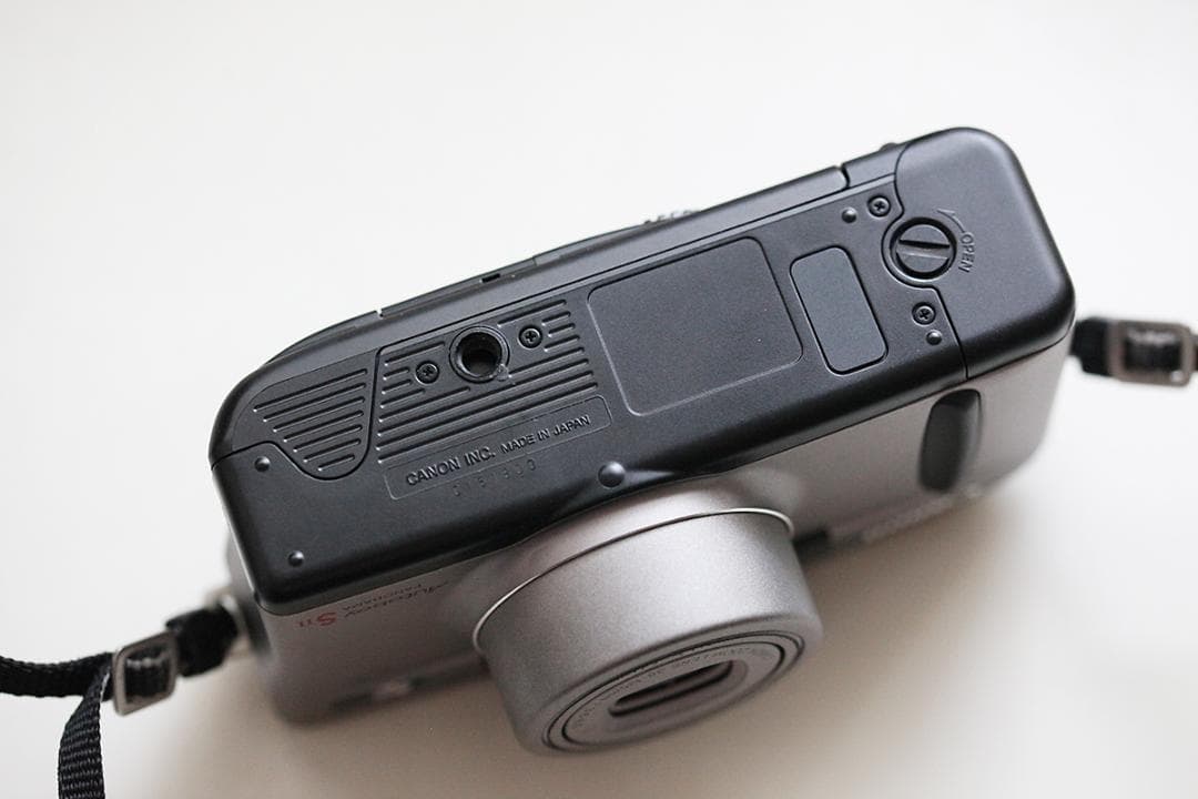 Canon Autoboy S II フィルムカメラ　Q875