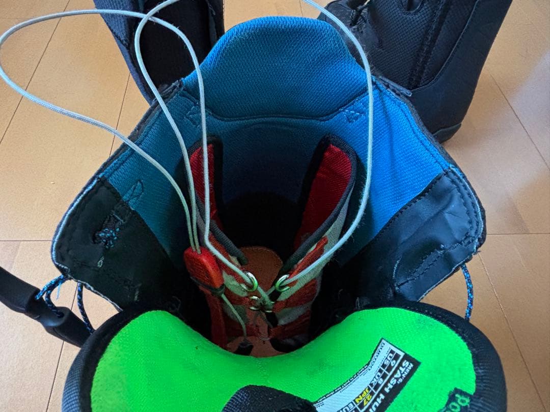 バートン　スノーボードブーツ　stash hunter