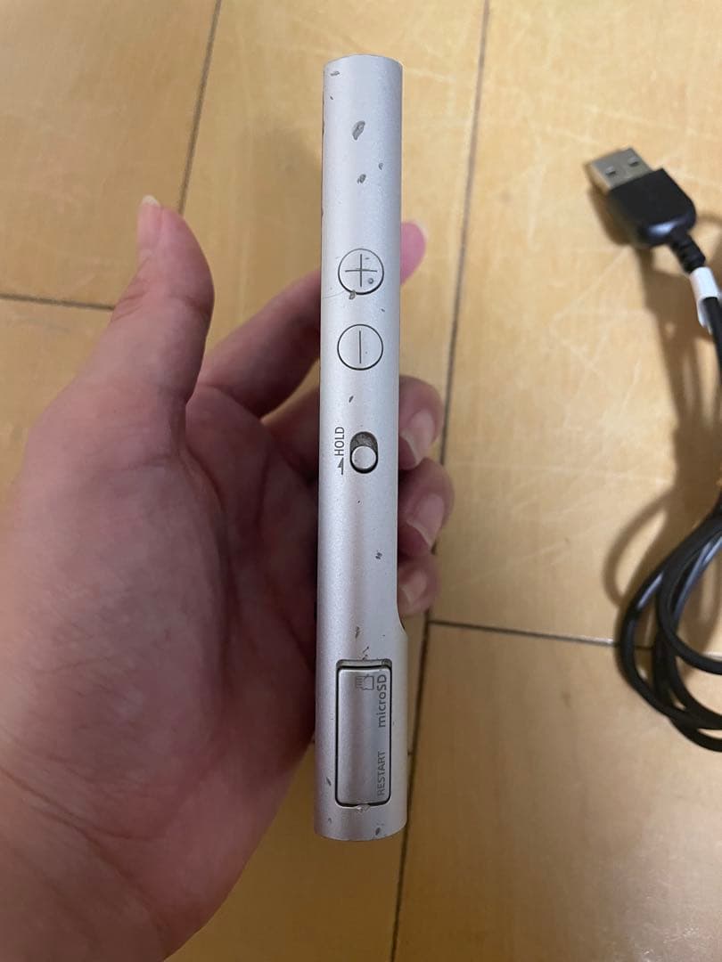 SONYウォークマンNW-ZX100 128GB　シルバー