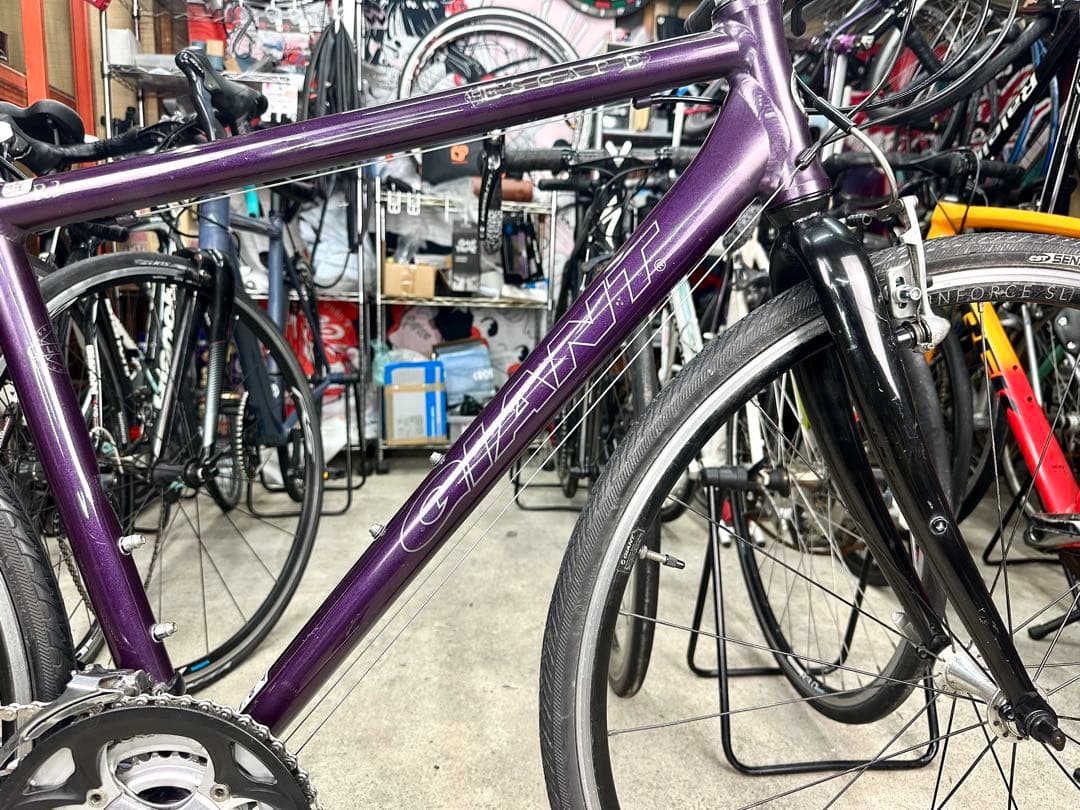 エスケープR3 基本分解発送送料無料！近県の方完成車直接配送等ご相談ください！