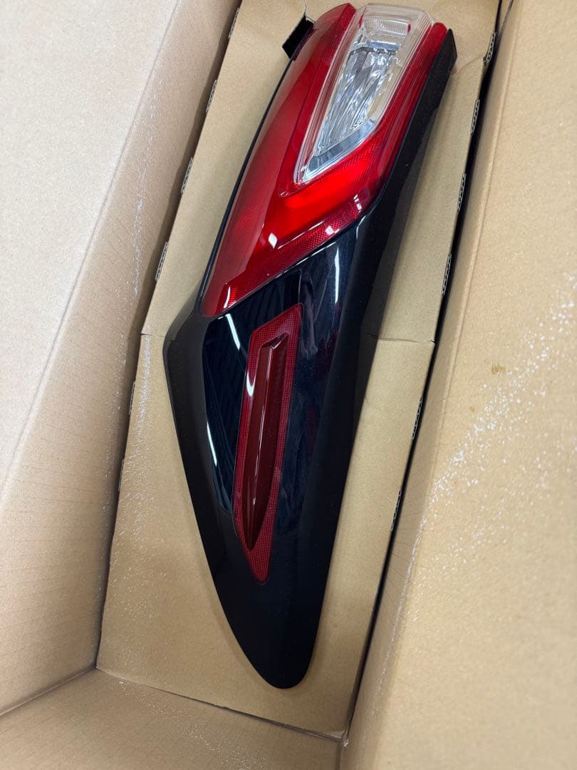 ハリアー60テールレンズ