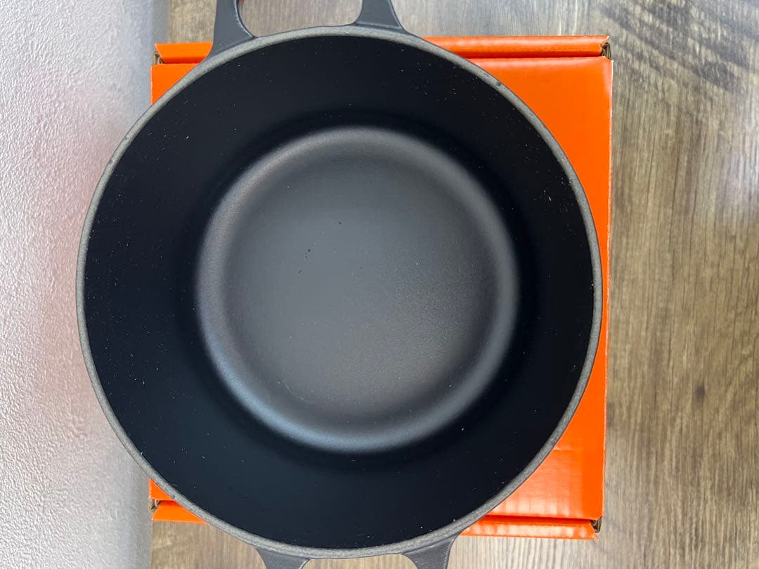 LE CREUSET 両手鍋 18cm 黒