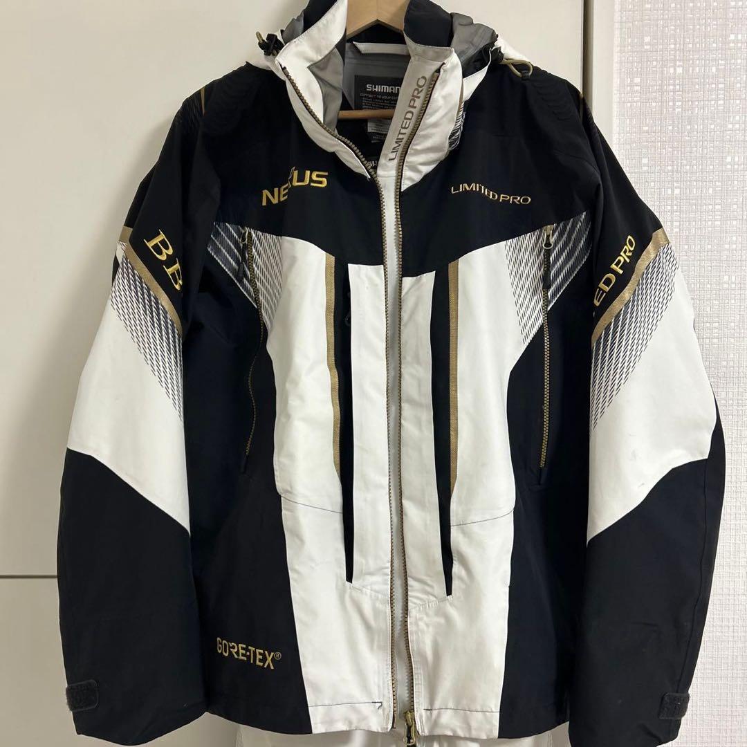 シマノ　リミテッドプロ　ゴアテックスレインスーツ R-112S BBXホワイト
