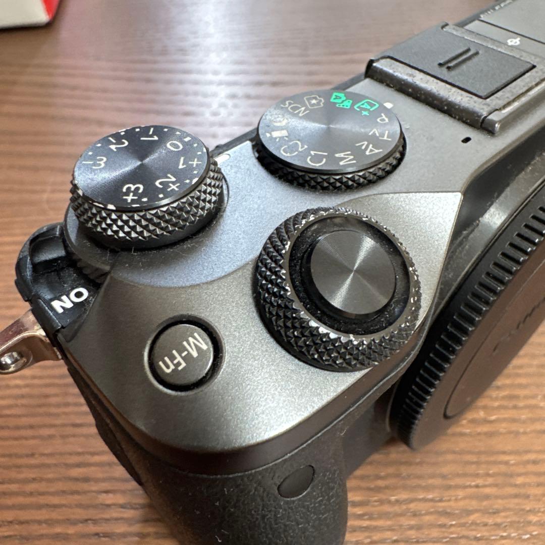 Canon EOS M6 レンズキット