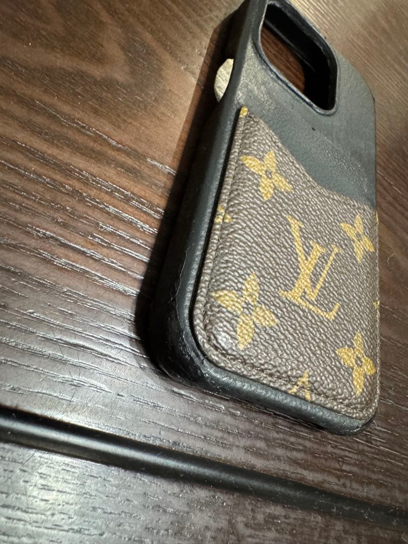正規品★Louis Vuitton iPhone15 pro ケース モノグラム