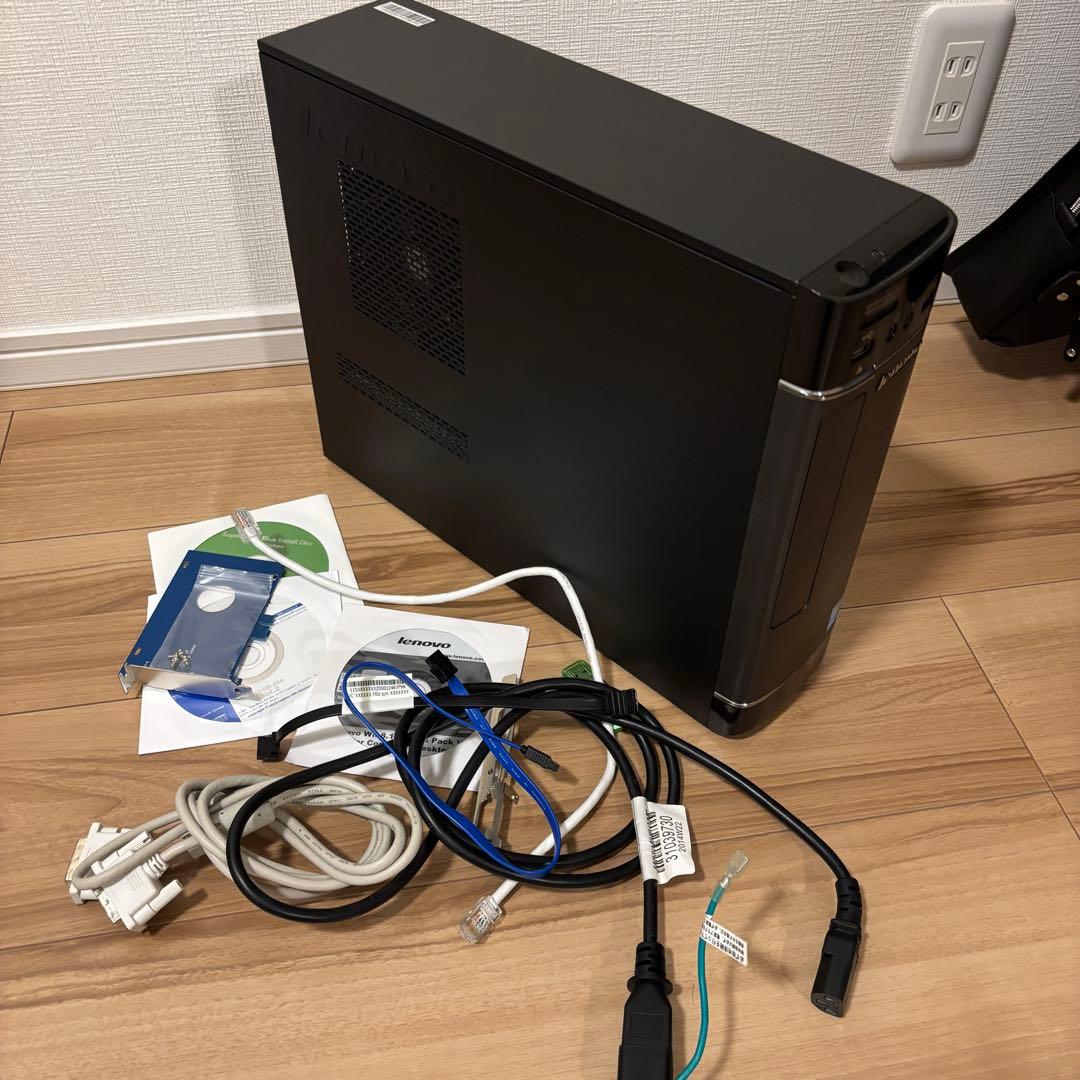 Lenovo デスクトップPC 本体　Blu-ray 500GB 32GB