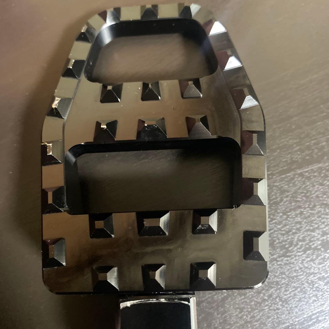 クロススレッドサイクル2021スタイルペグ M8ソフテイル用　※パッセンジャー用