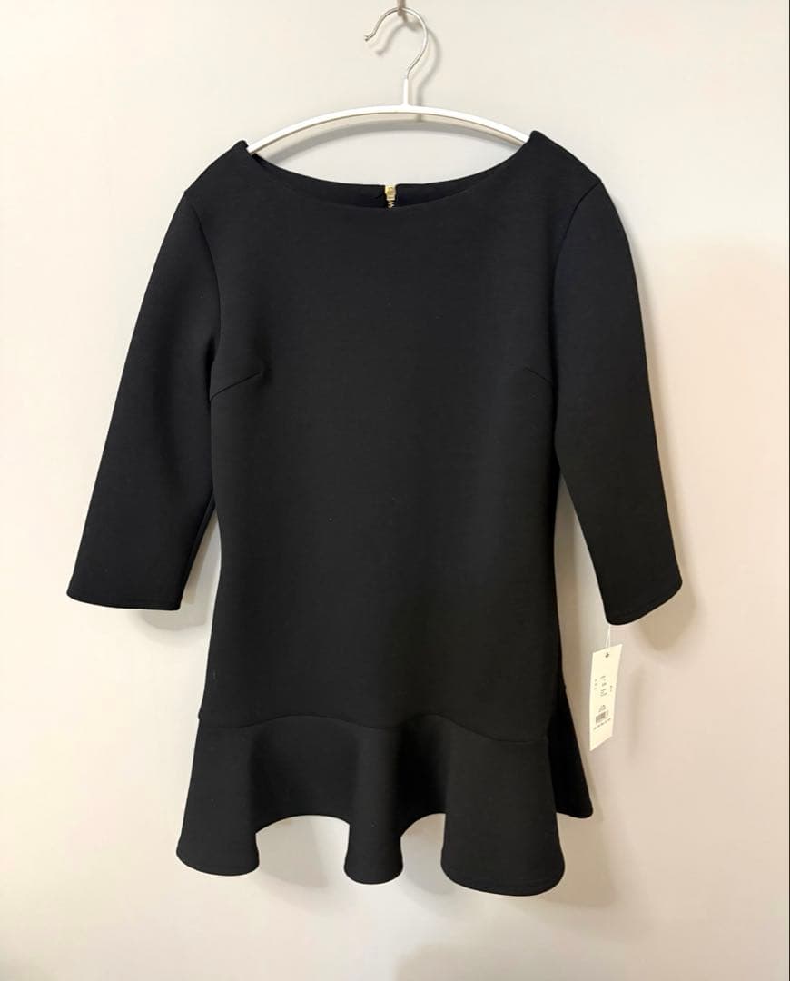 シェリエ sheller バックZIPスウェットミニワンピース フリル ブラック