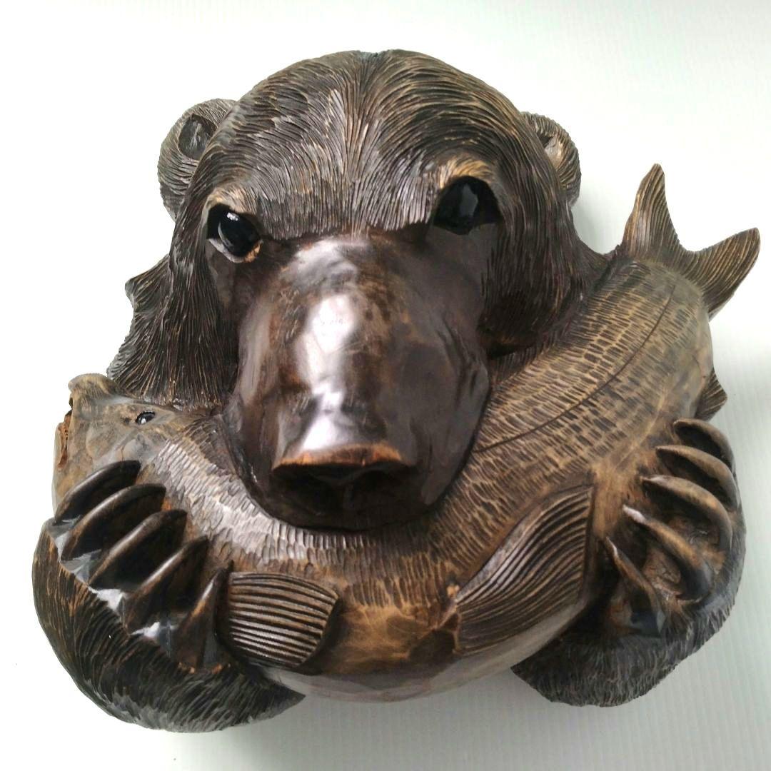 木彫り 熊 クマ 木彫り熊 彫刻熊 一刀彫 壁掛け 頭部 頭 鮭食い熊 北海道