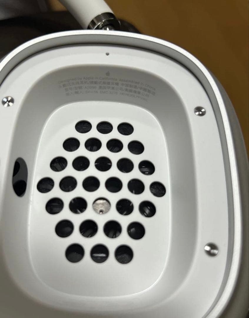 AirPods Max シルバー