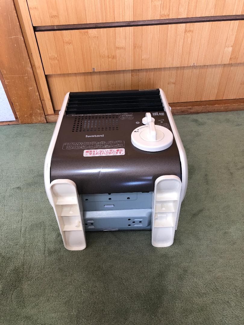 Iwatani カセットガスファンヒーター 風暖 CB-GFH-1