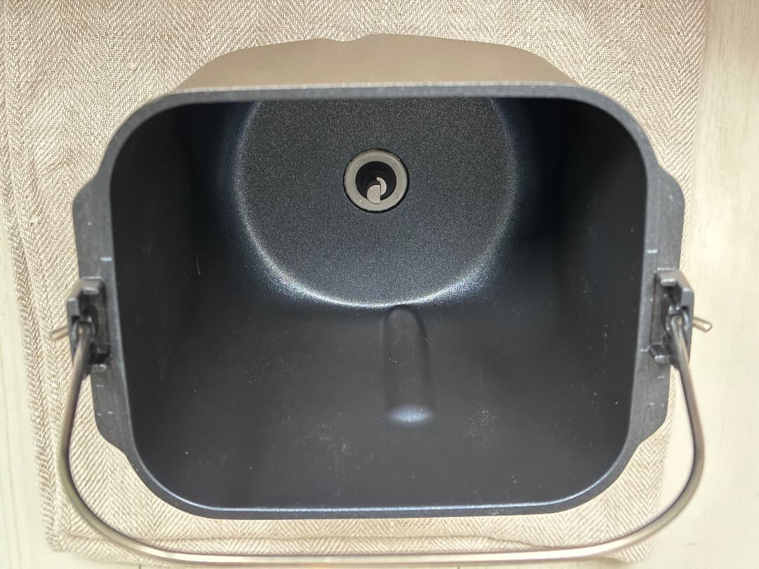 【極美品】Panasonic ホームベーカリー SD-MT4-W 2ヶ月保証付き