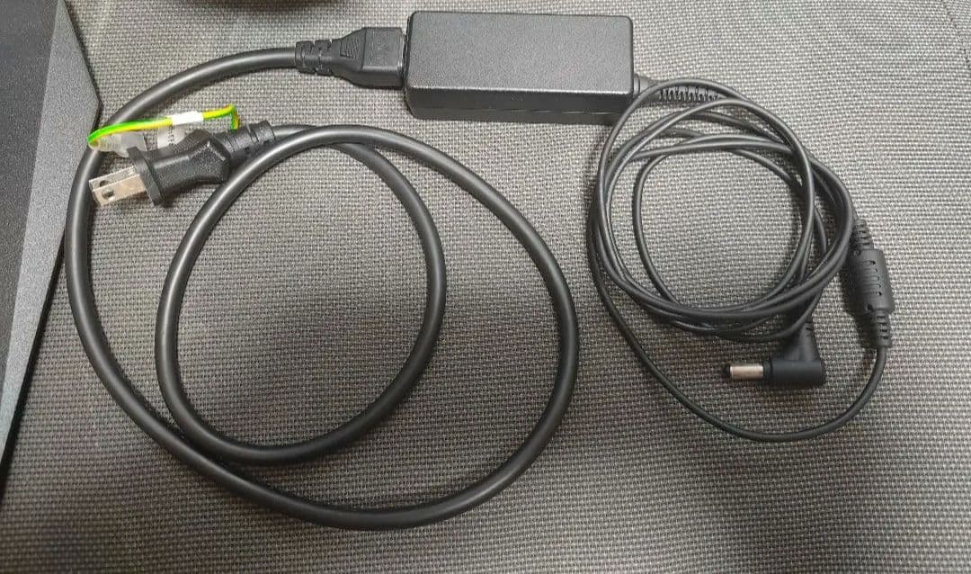 ASUS ゲーミングモニター VG278QR