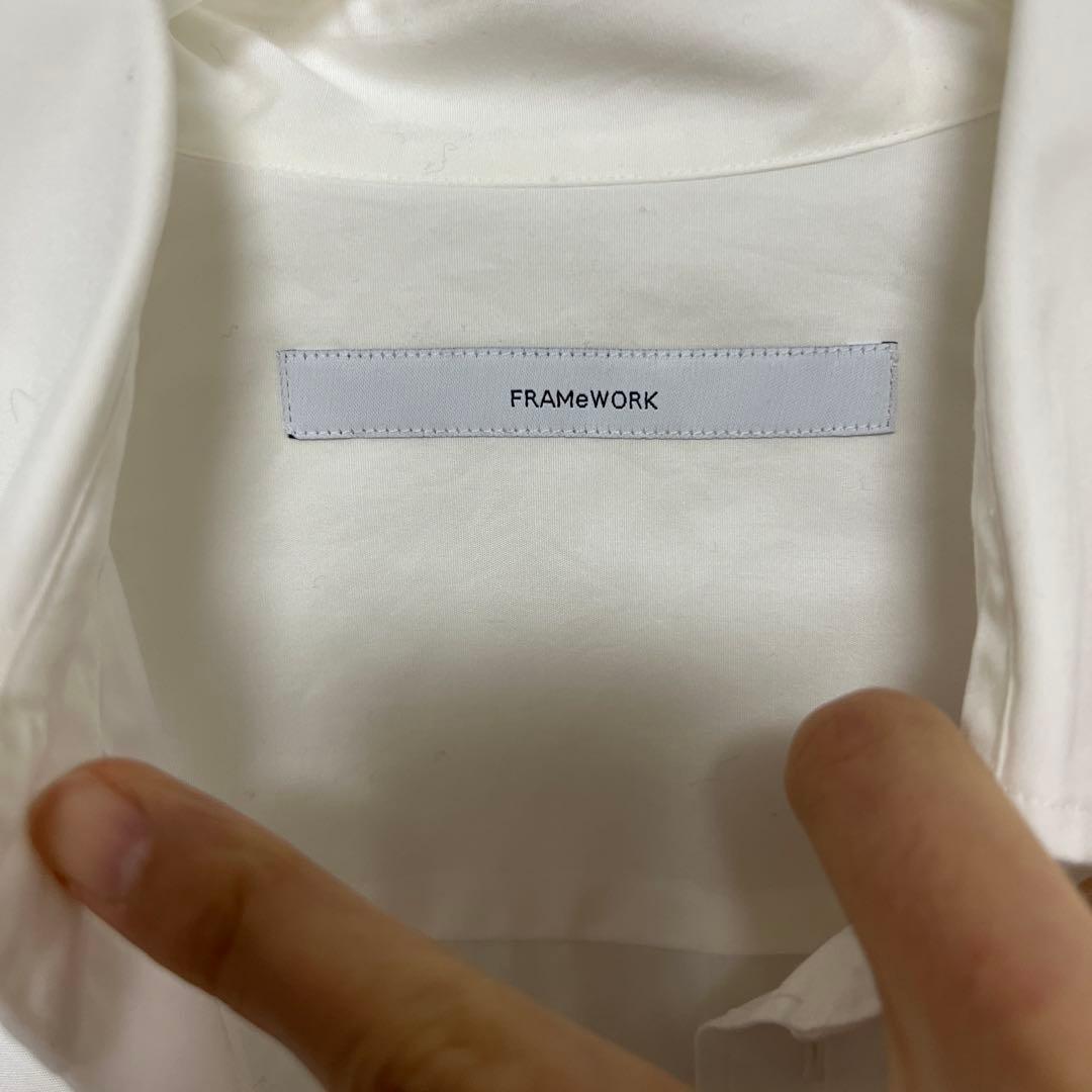 フレームワーク　新品未使用　ホワイト LOVE FOR YOU 刺繍 シャツ