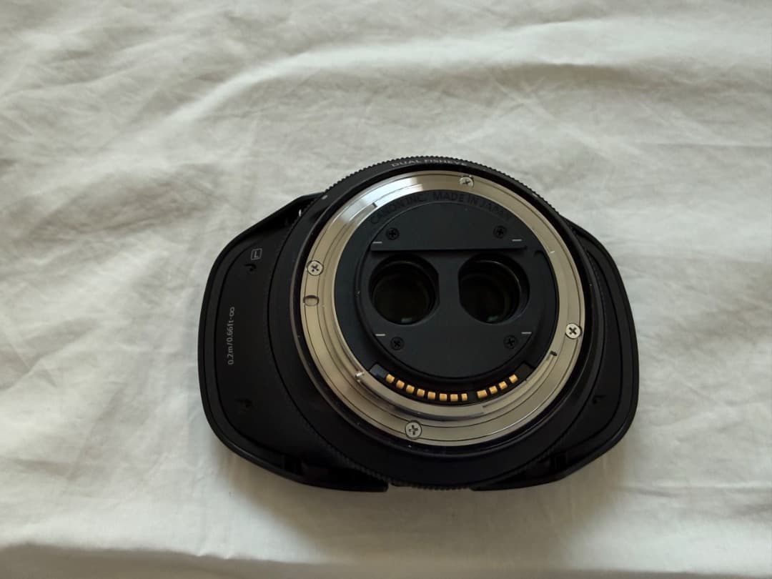 【中古品】RF5.2mm F2.8 L DUAL FISHEYE