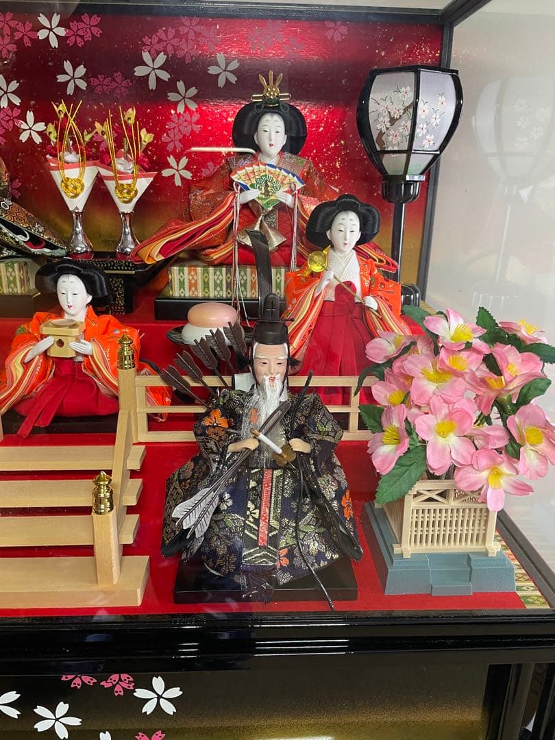 雛人形　7人飾り　3段　ケース　オルゴール　灯り付き　専用箱付