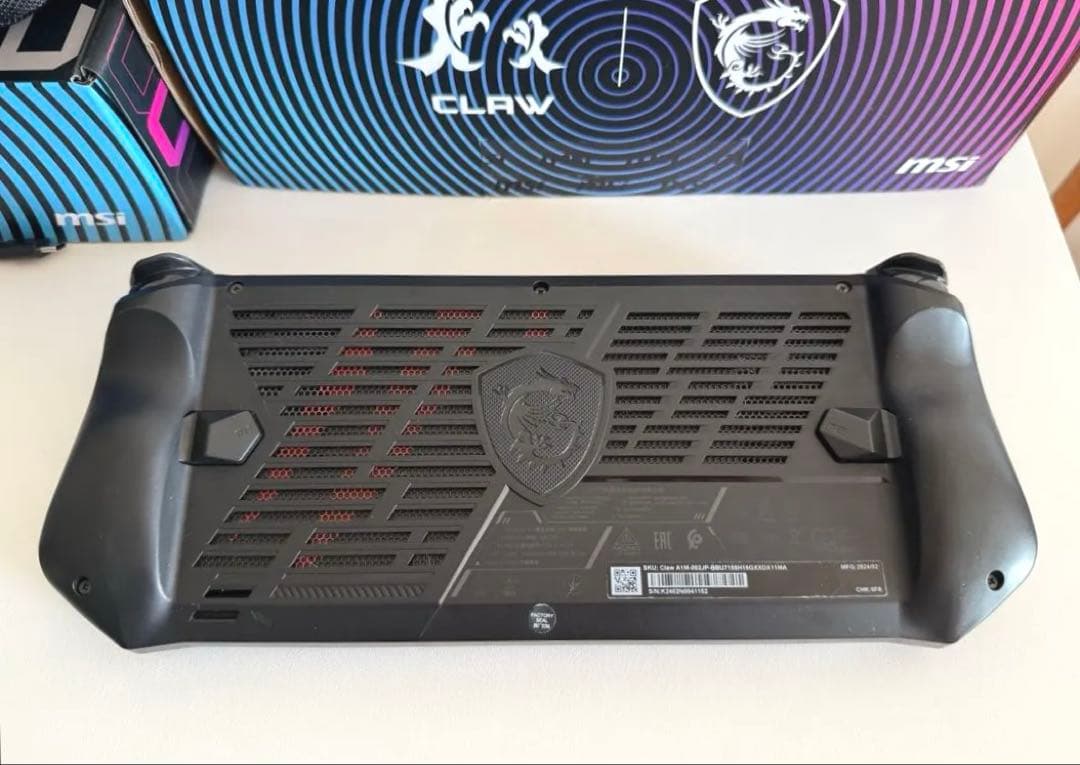 ★値下げ MSI CLAW A1M-002JP Ultra 7 155H 1TB