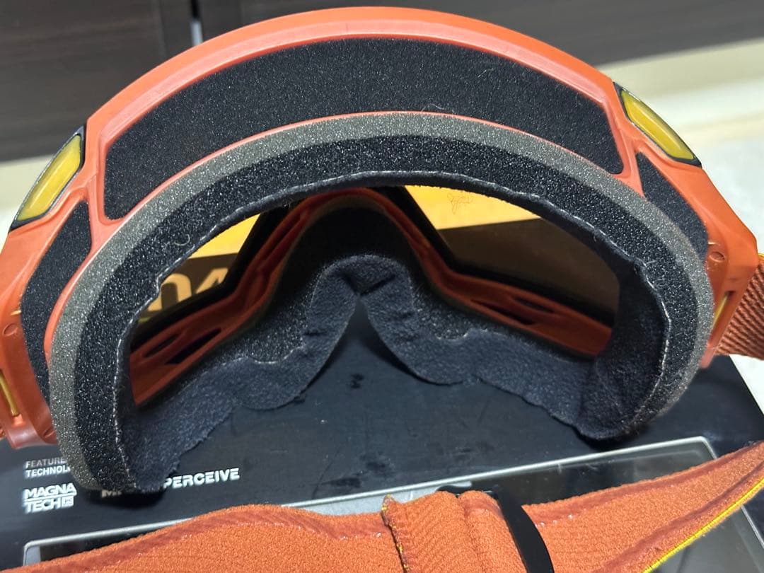 Anon M4 - ローブリッジ トーリック スペアレンズ付