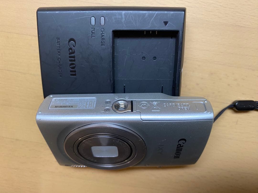 Canon IXY 200 コンパクトデジタルカメラ 本体