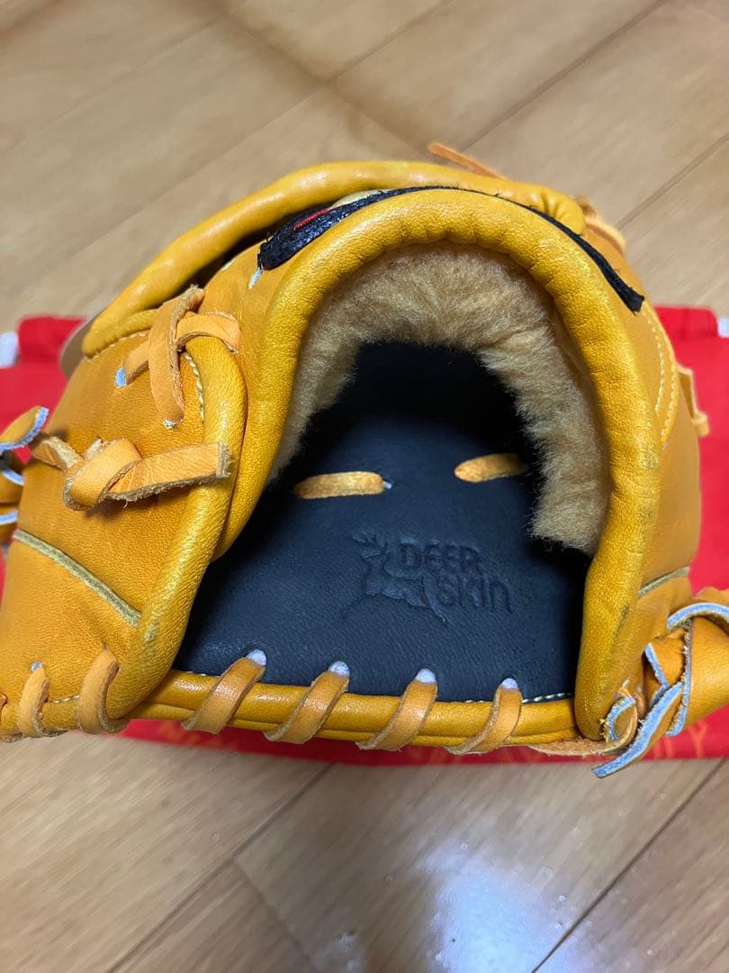 新品未使用品　ミズノ　ビクトリーステージ　硬式　外野用　ビッグM