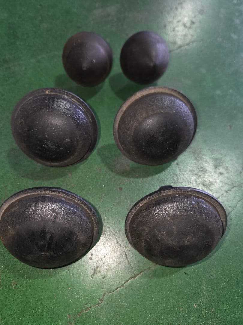 ハイエース用純正ショックアブソーバー