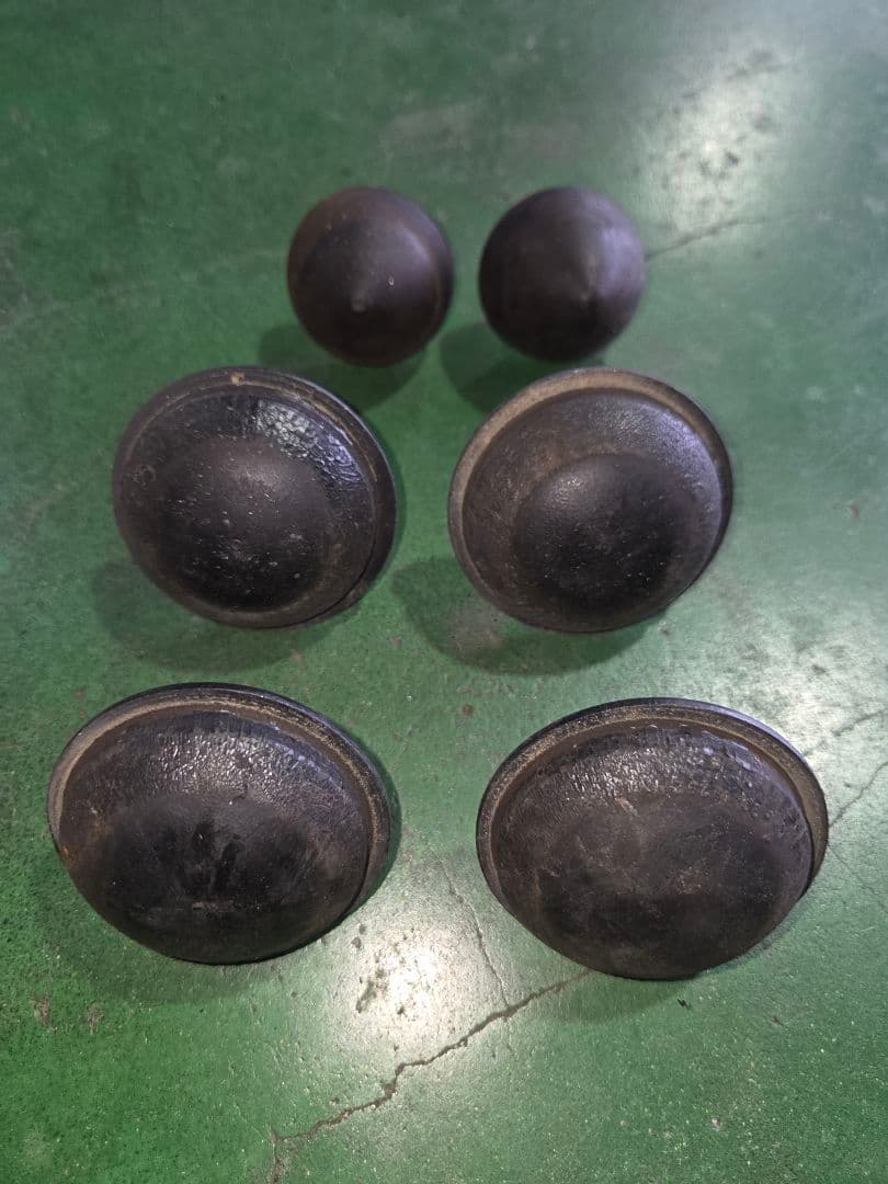 ハイエース用純正ショックアブソーバー