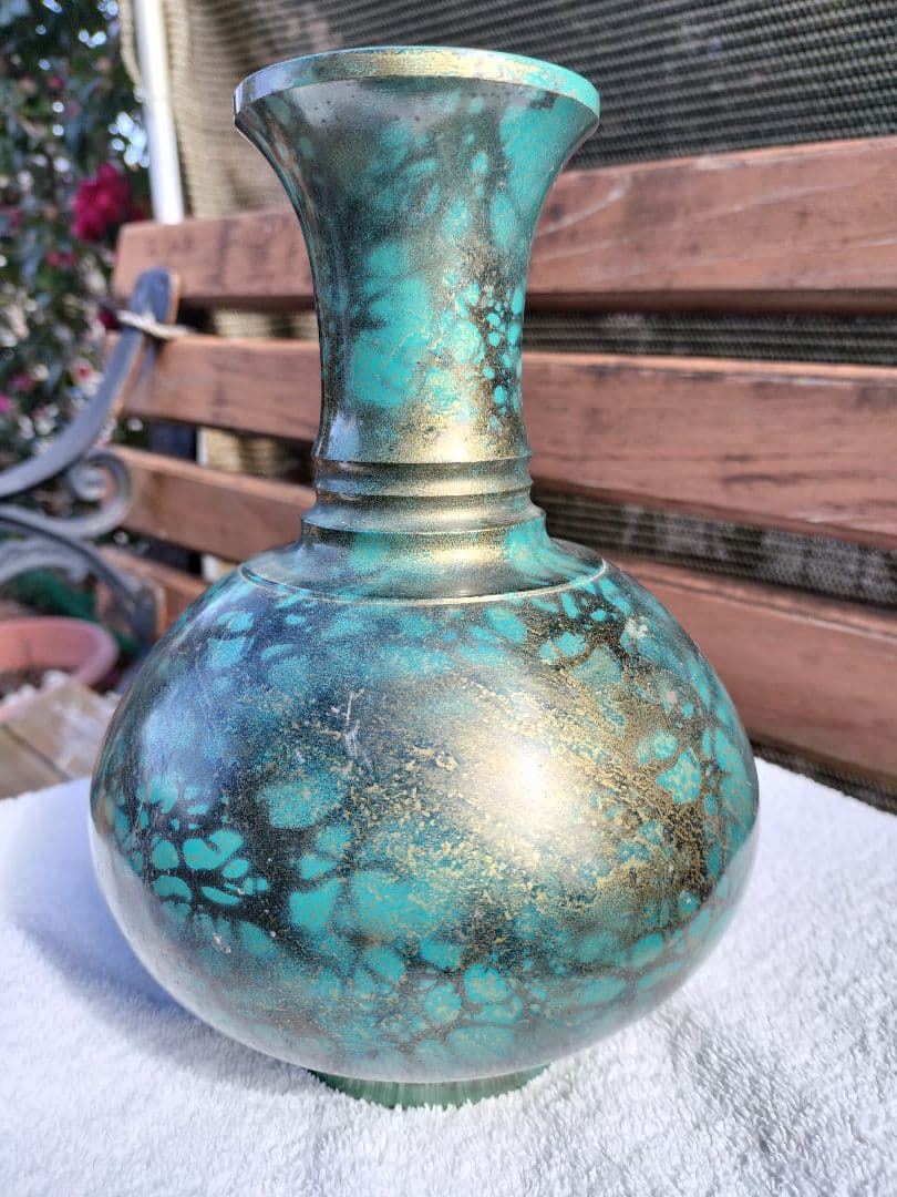 ターコイズと金色のボトル型 花瓶 鋳銅