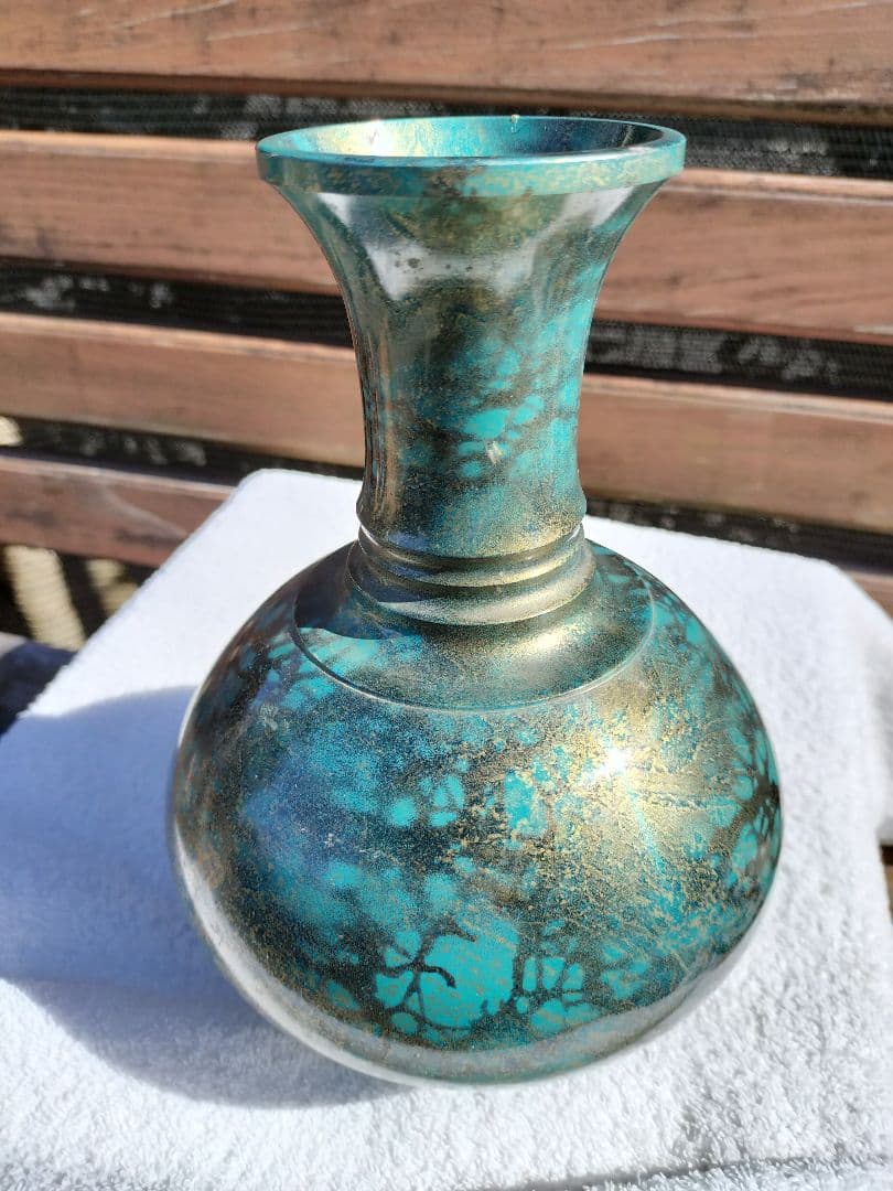 ターコイズと金色のボトル型 花瓶 鋳銅