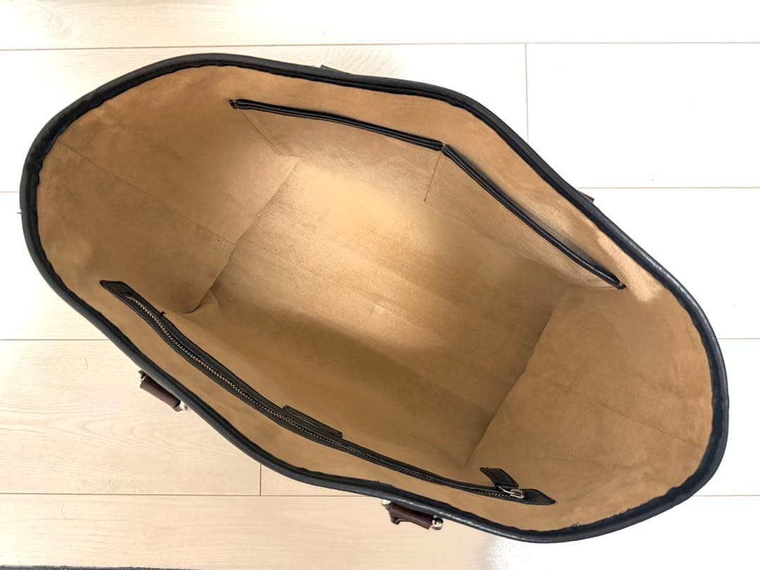 [美品]ココマイスター　マットーネビジネストート　オールドブラック　購入一年以内