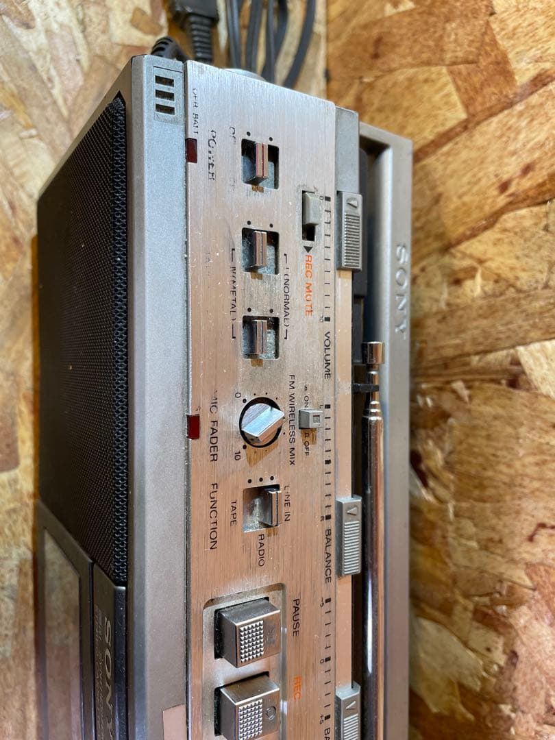 【希少！一部ジャンク】SONY メタル対応 ラジオカセットレコーダーCFS-10