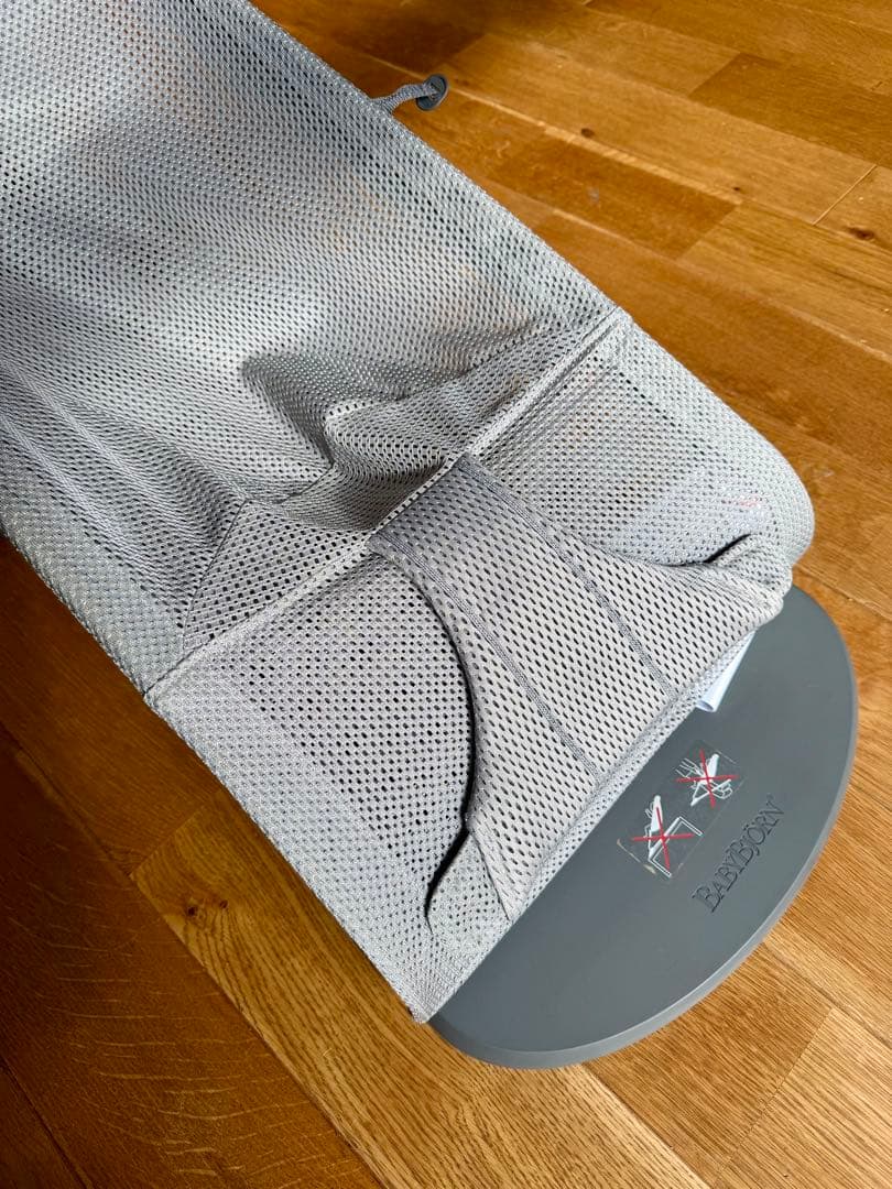 ベビービョルン バウンサーBliss 3Dメッシュ Air・グレー 専用玩具付き