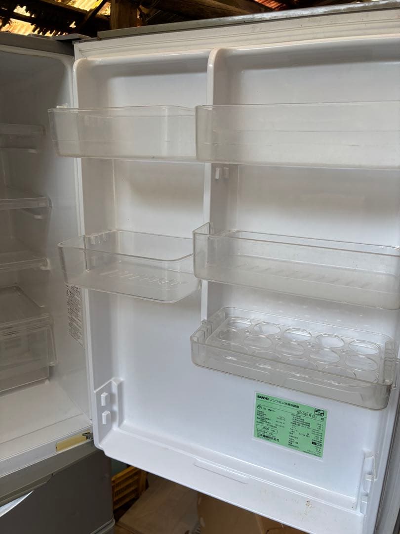 【値下げ】送料無料　設置無料　355L SANYO ノンフロン