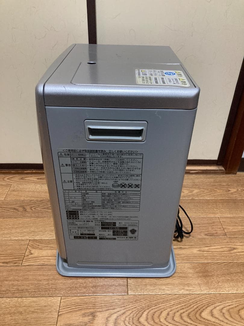 ★トヨトミ★5.0L★強制通気形開放式 石油ファンヒーター18年製 LC-320