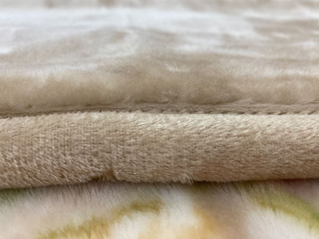 西川　ポリエステル合わせ毛布・ふっくらボリューム・シングルサイズ１４０×２００㎝