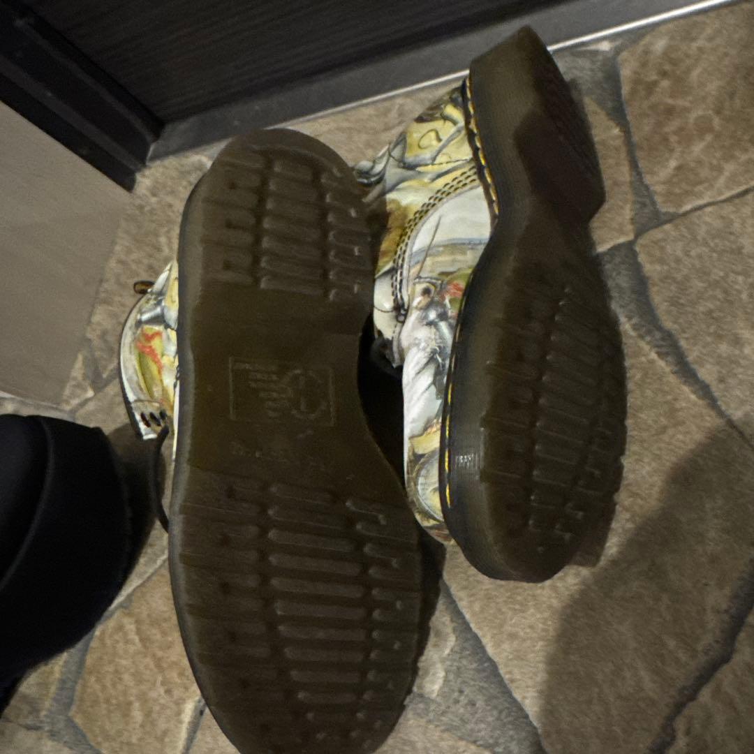 ドクターマーチン　美術館　ロヒール・ファン・デル・ウェイデン聖ゲオルギウスと竜