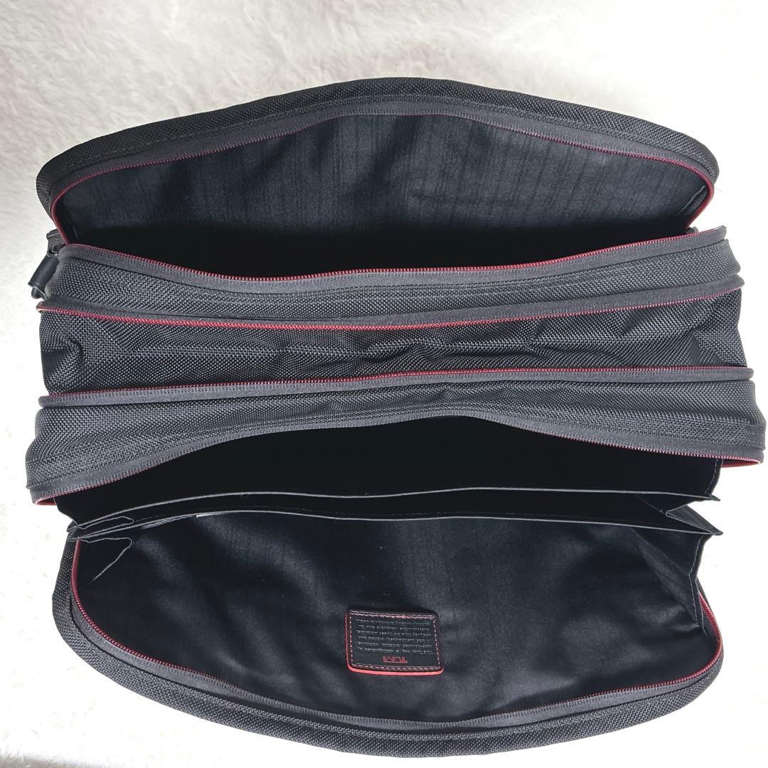 【希少】TUMI トゥミ 26141LE8 ブリーフケース　拡張　ビジネスバッグ