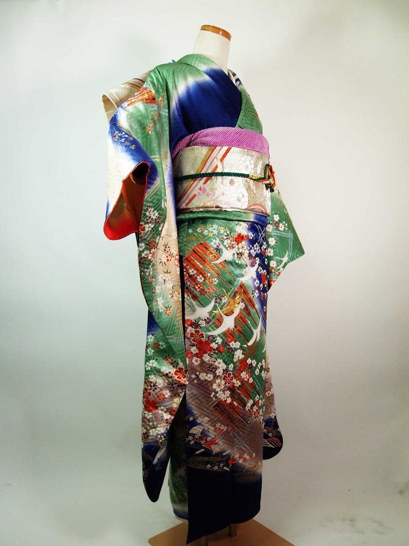 豪華振袖3点セット＊染め分け古典柄 金駒刺繍 沙耶型地紋 長襦袢・袋帯 晴れ着