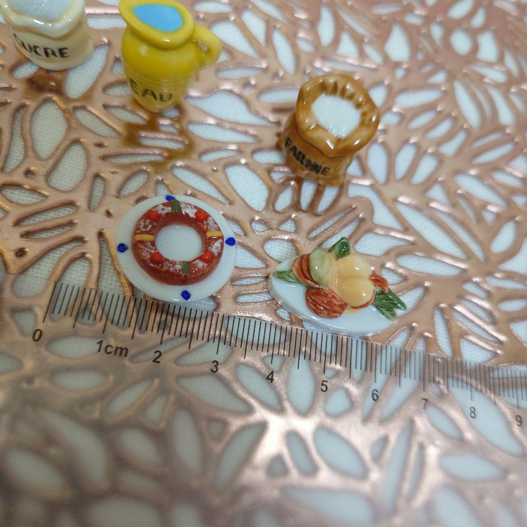 フェーヴ☆ガレット作り☆ガレット・デ・ロワ材料☆ミニチュア陶器　フランス雑貨