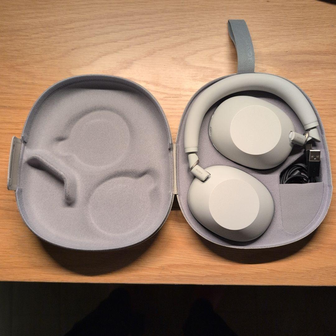 SONY WH1000-XM6 ヘッドホン プラチナシルバー