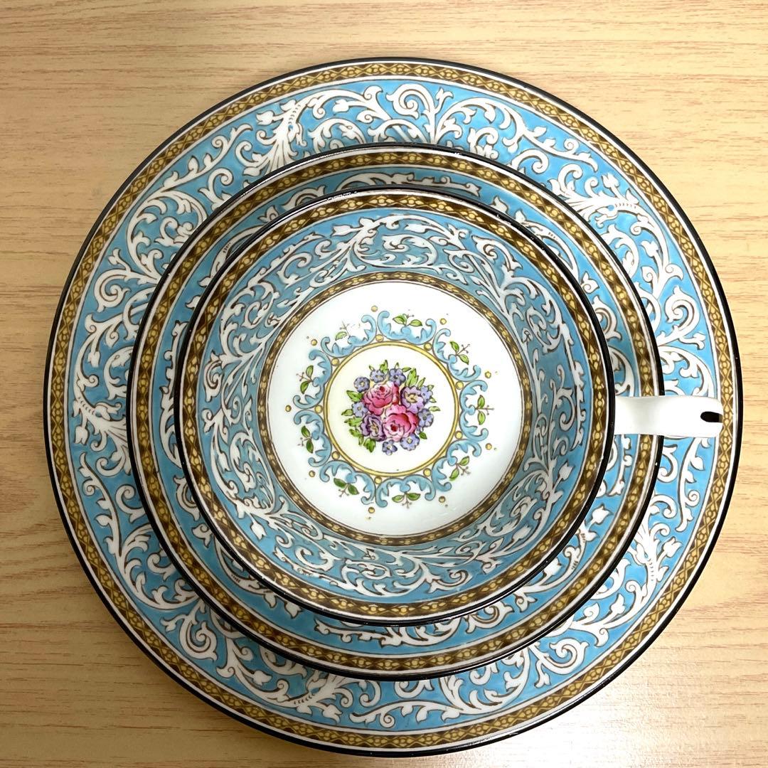 ウェッジウッド Praze ターコイズ トリオ　② 20cmプレート