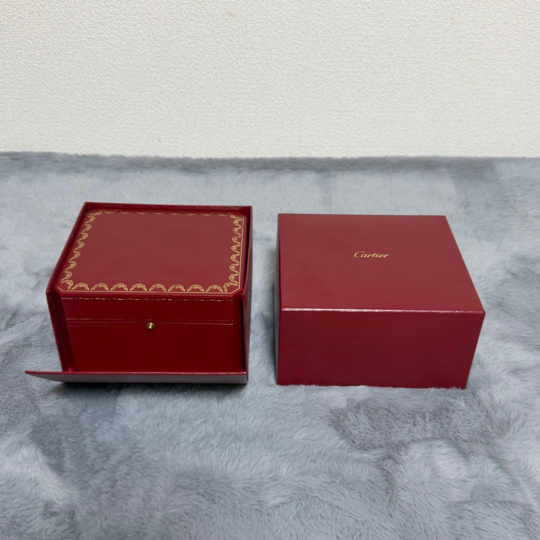 【極美品】Cartier 空箱　ボックス 赤　時計　ウォッチ　スエード　外箱付き