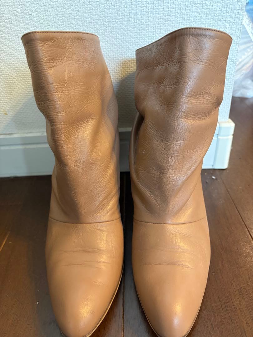 し*ょ様 ネブローニ　ベージュ ブーティ39