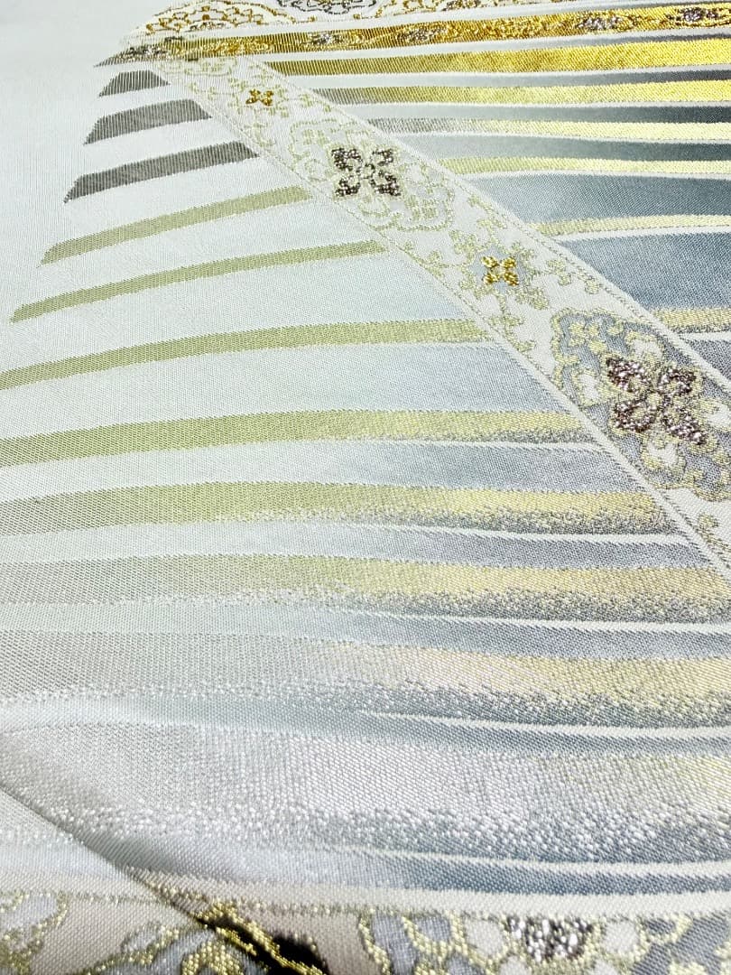 高級 袋帯 正絹 六通柄 グレー ホワイト 献上柄 訪問着 付け下げ 博多織