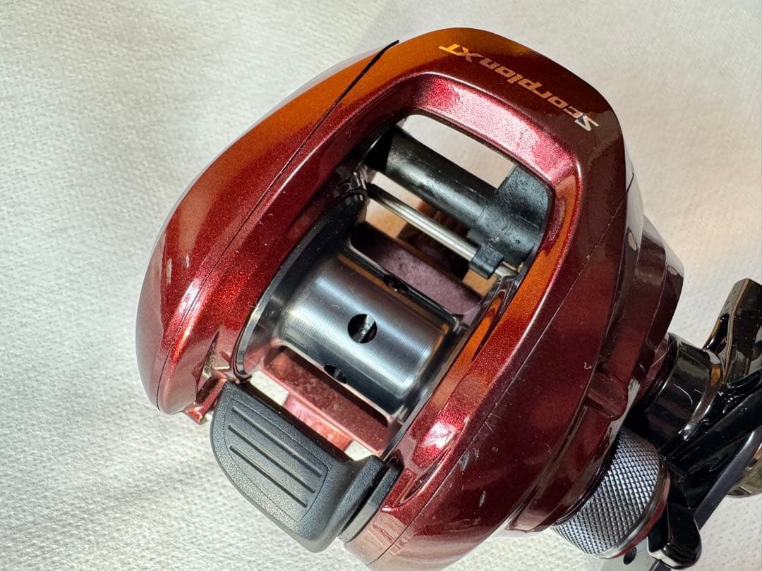 シマノ スコーピオン XT 1000 右ハンドル ベイトリール