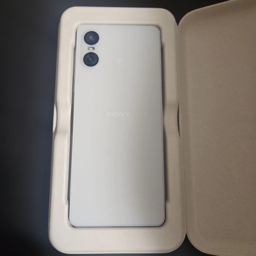 【ほぼ未使用】Sony Xperia 10 VI white 本体